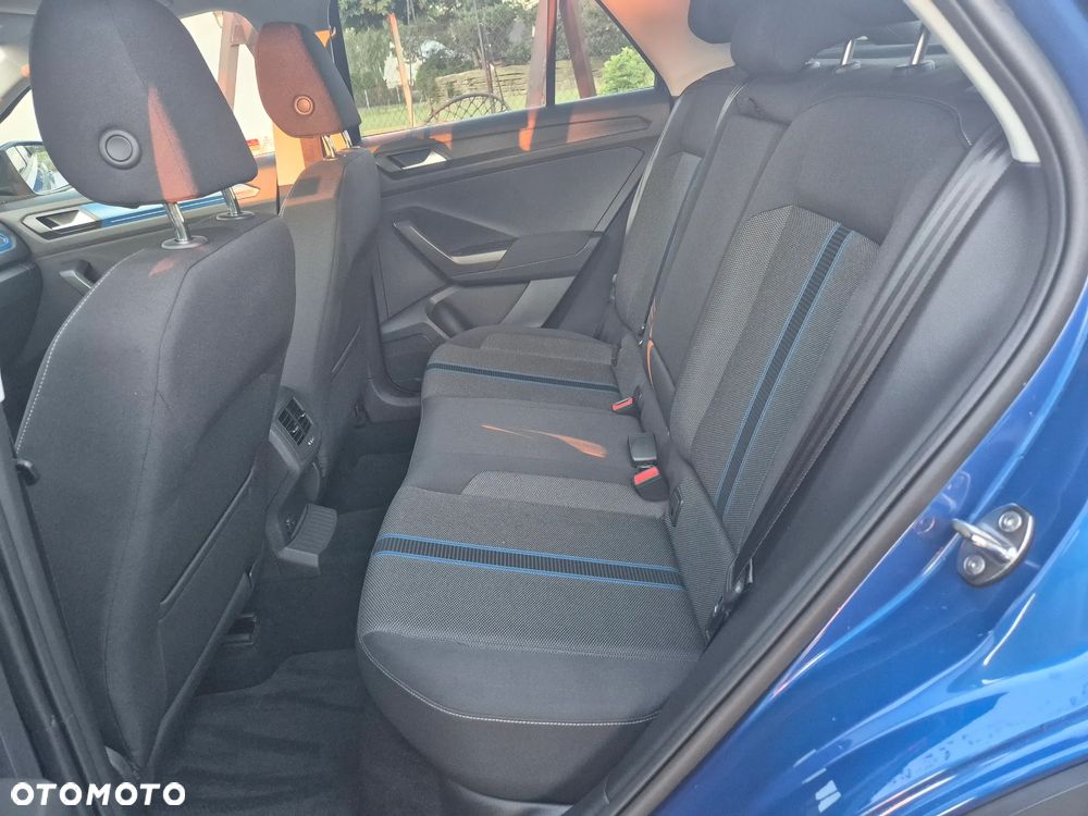 Volkswagen T-Roc - 25