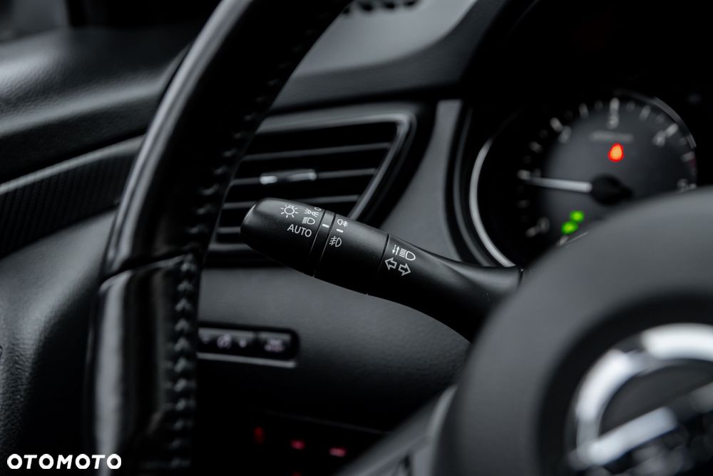 Nissan X-Trail 2.0 dCi ALL-MODE 4x4i Xtronic Tekna - 30