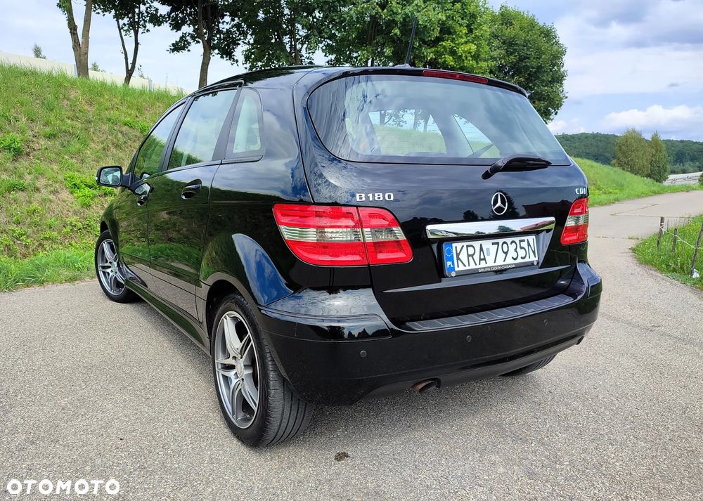 Mercedes-Benz Klasa B 180 CDI - 12