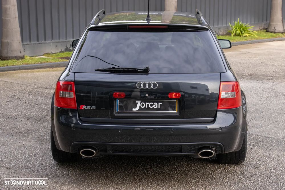 Audi RS6 Standard - 14