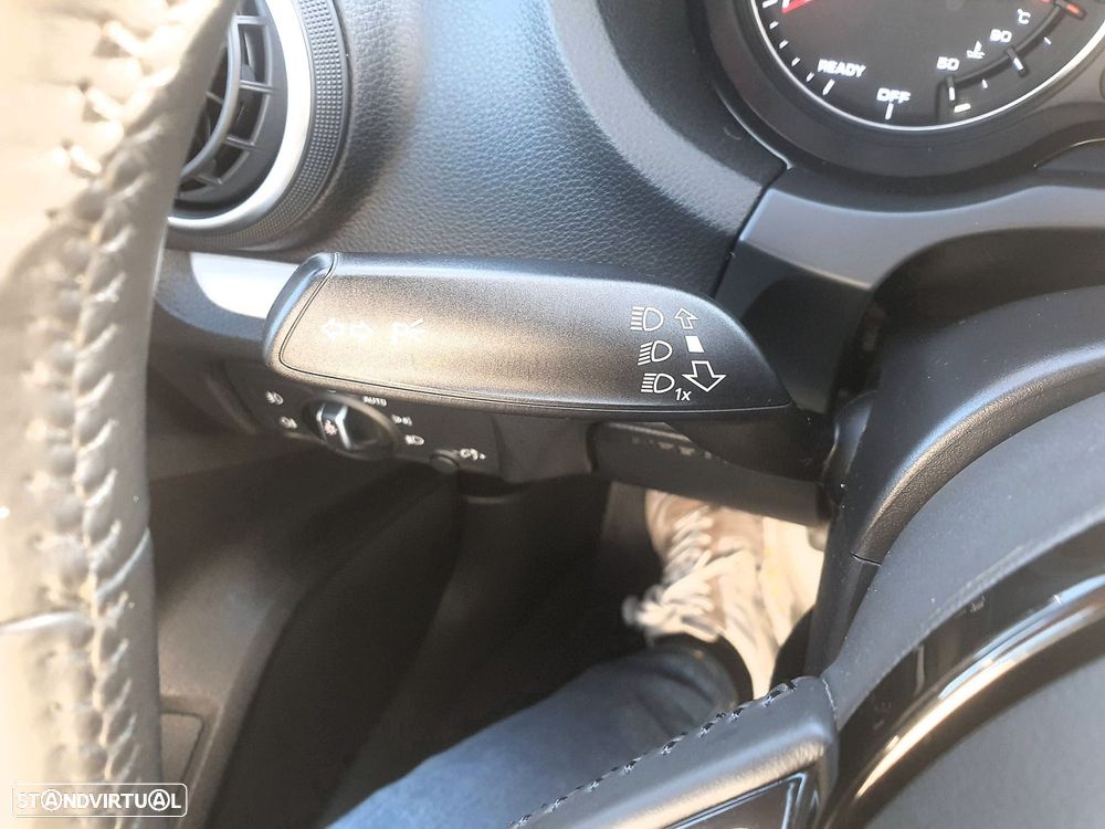 Audi A3 Sportback 1.6 TDI S-line - 23