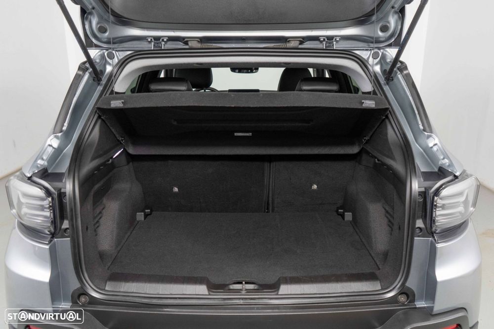 Jeep Avenger 54 kWh Summit - 14
