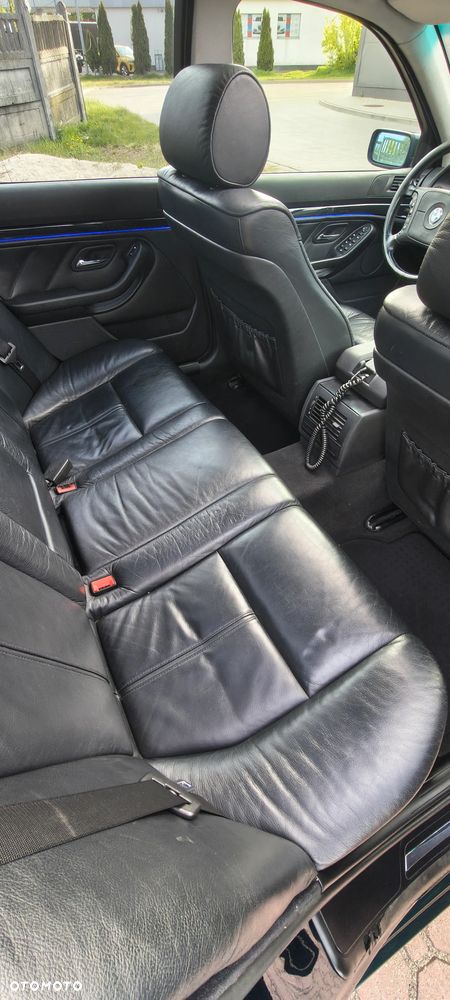 BMW Seria 5 528i - 16