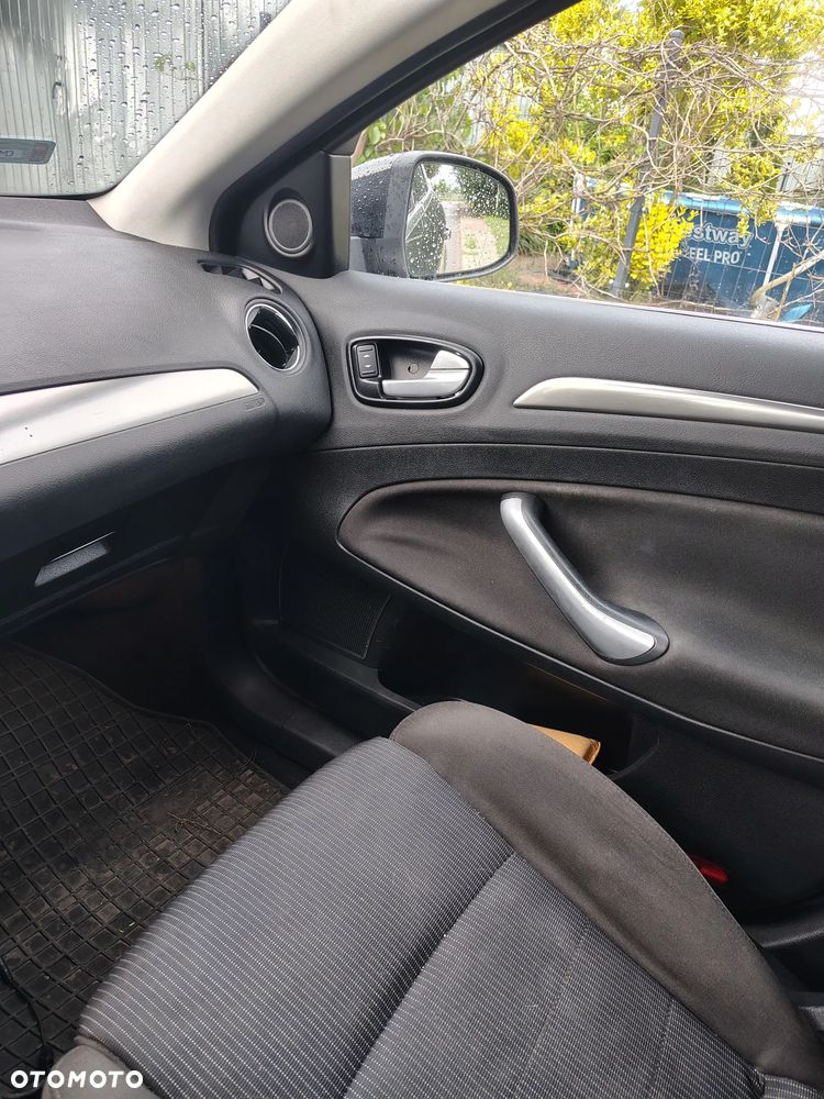 Ford Mondeo 2.0 TDCi Black Magic - 8