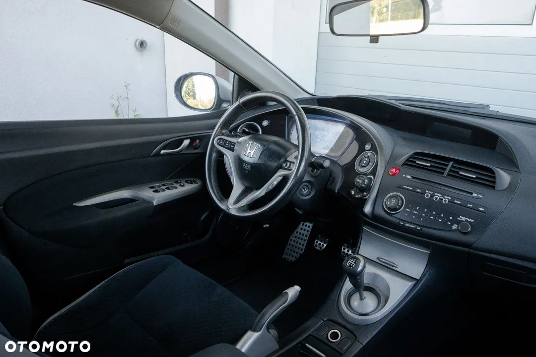 Honda Civic 1.8 Sport - 40