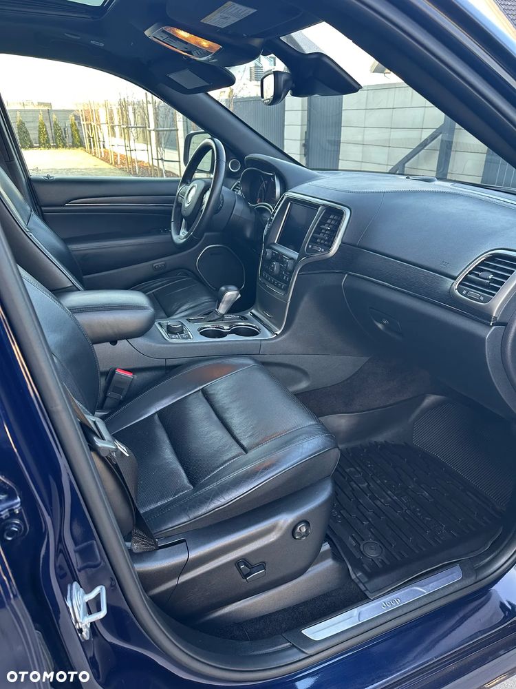 Jeep Grand Cherokee - 10
