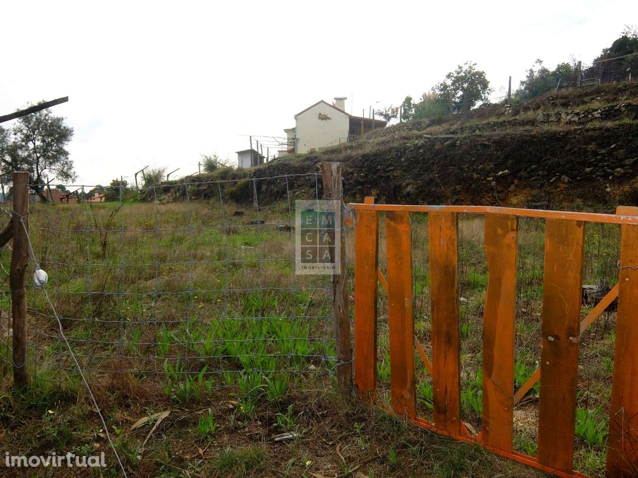 Terreno  Venda em Nogueira do Cravo e Pindelo,Oliveira de Azeméis - Grande imagem: 2/9