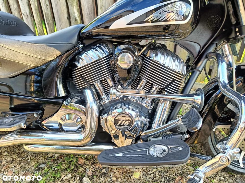 Indian Roadmaster - 18