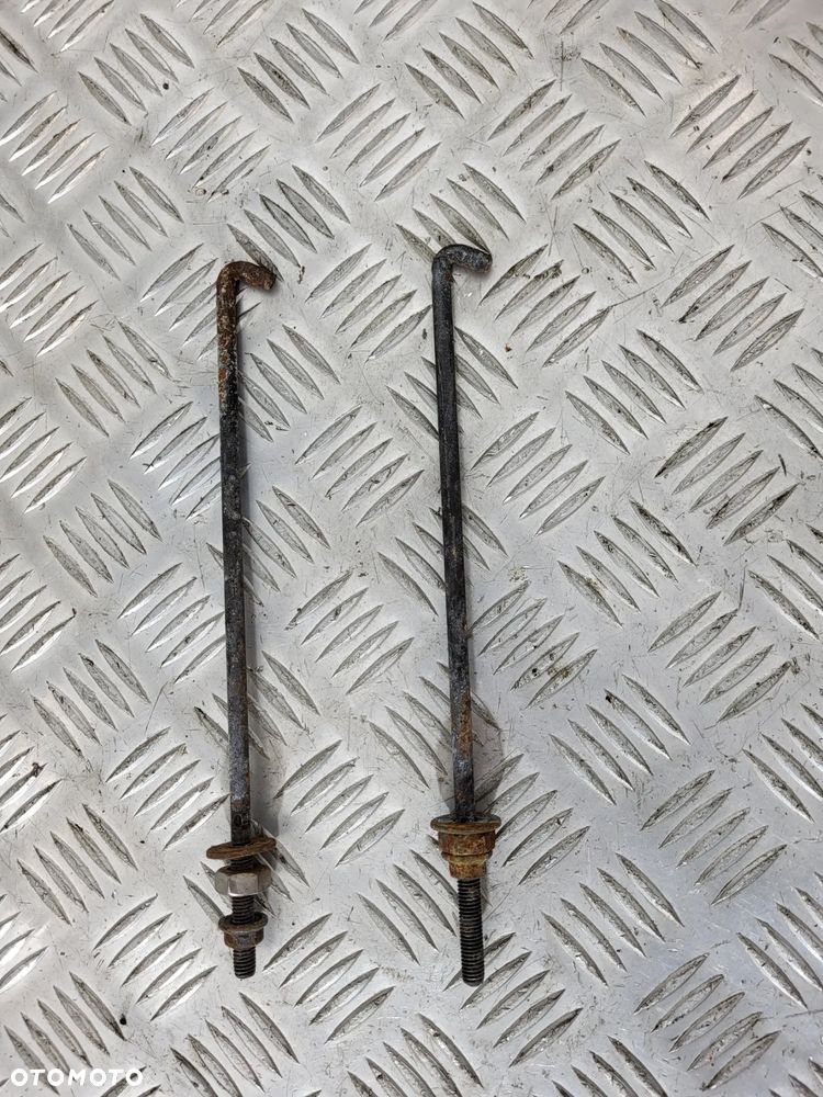 Hyundai Terracan Mocowanie Akumulatora - 3