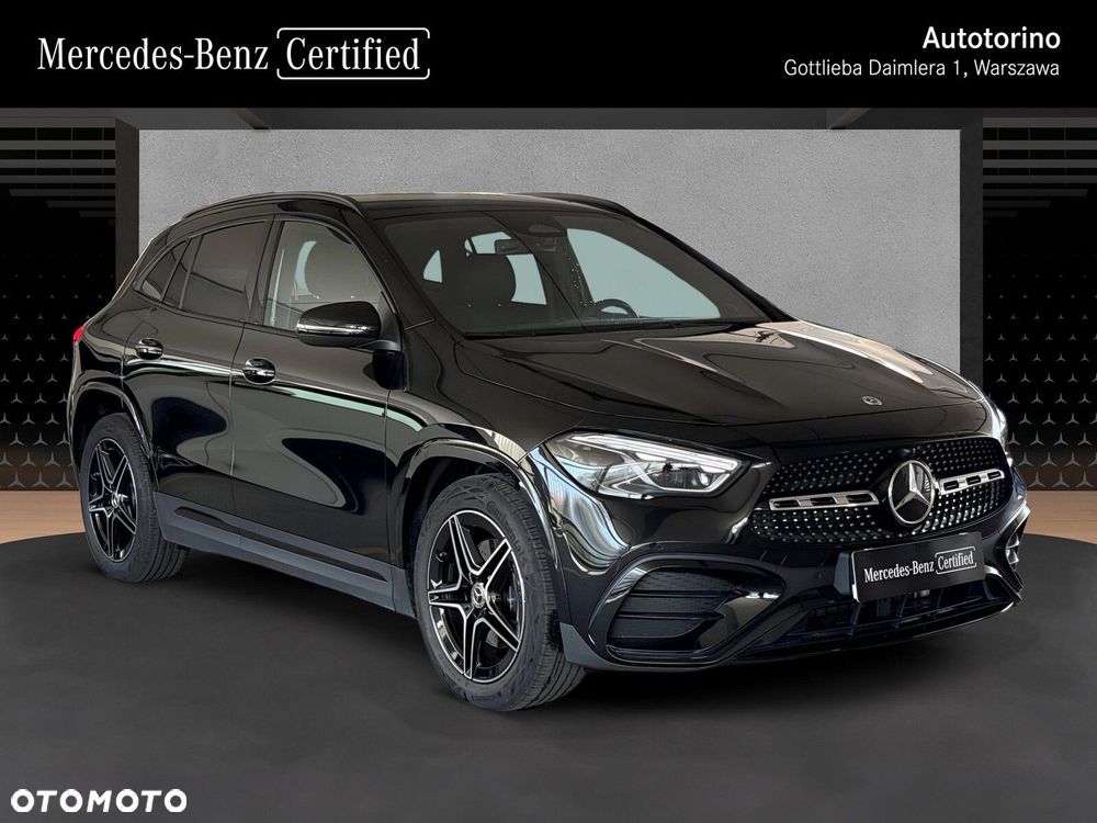 Mercedes-Benz GLA - 8
