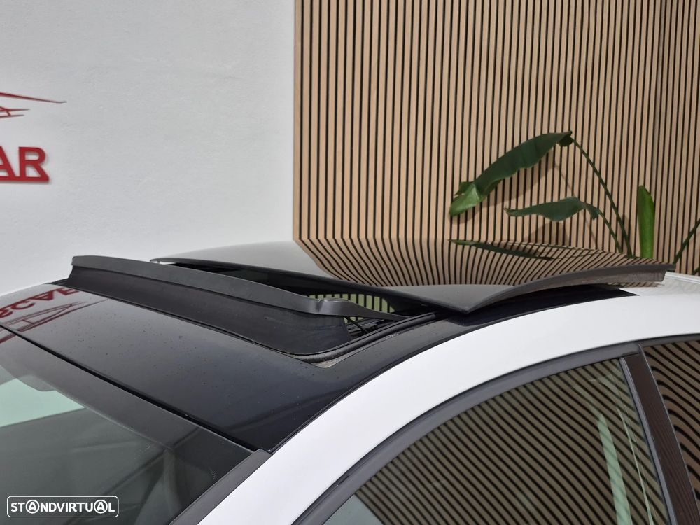 SEAT Leon 1.6 TDI Style Ecomotive - 34