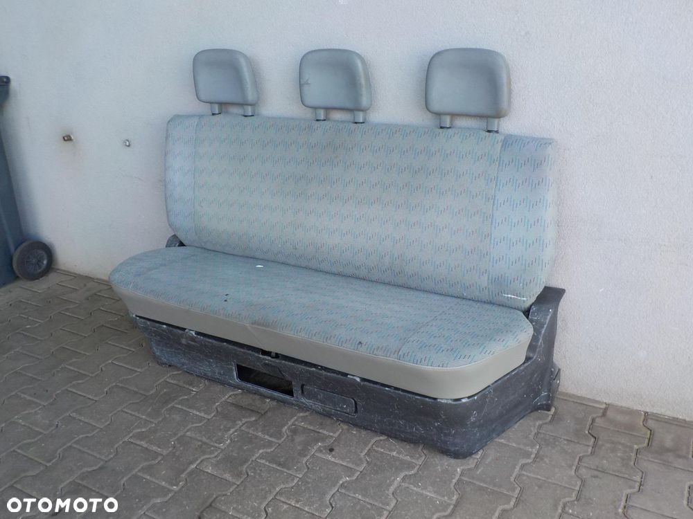 VW T4 DOKA DUBELKABINA FOTEL KANAPA ŁAWKA TYŁ - 2