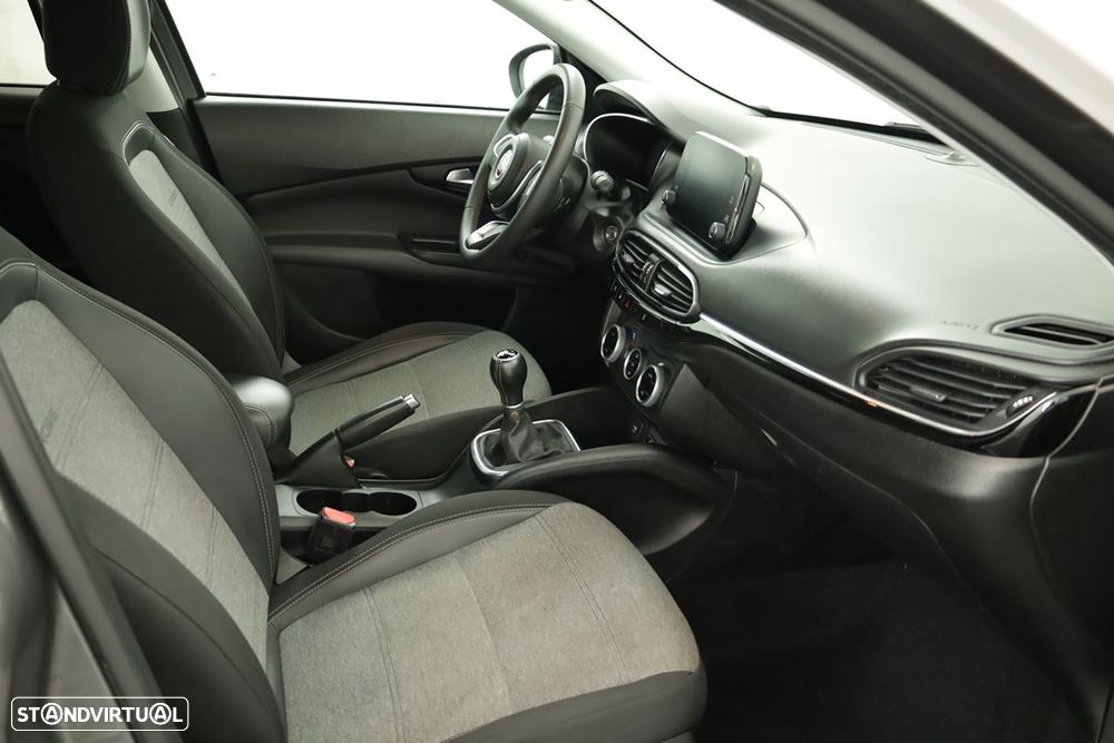 Fiat Tipo Cross 1.0 GSE T3 - 19