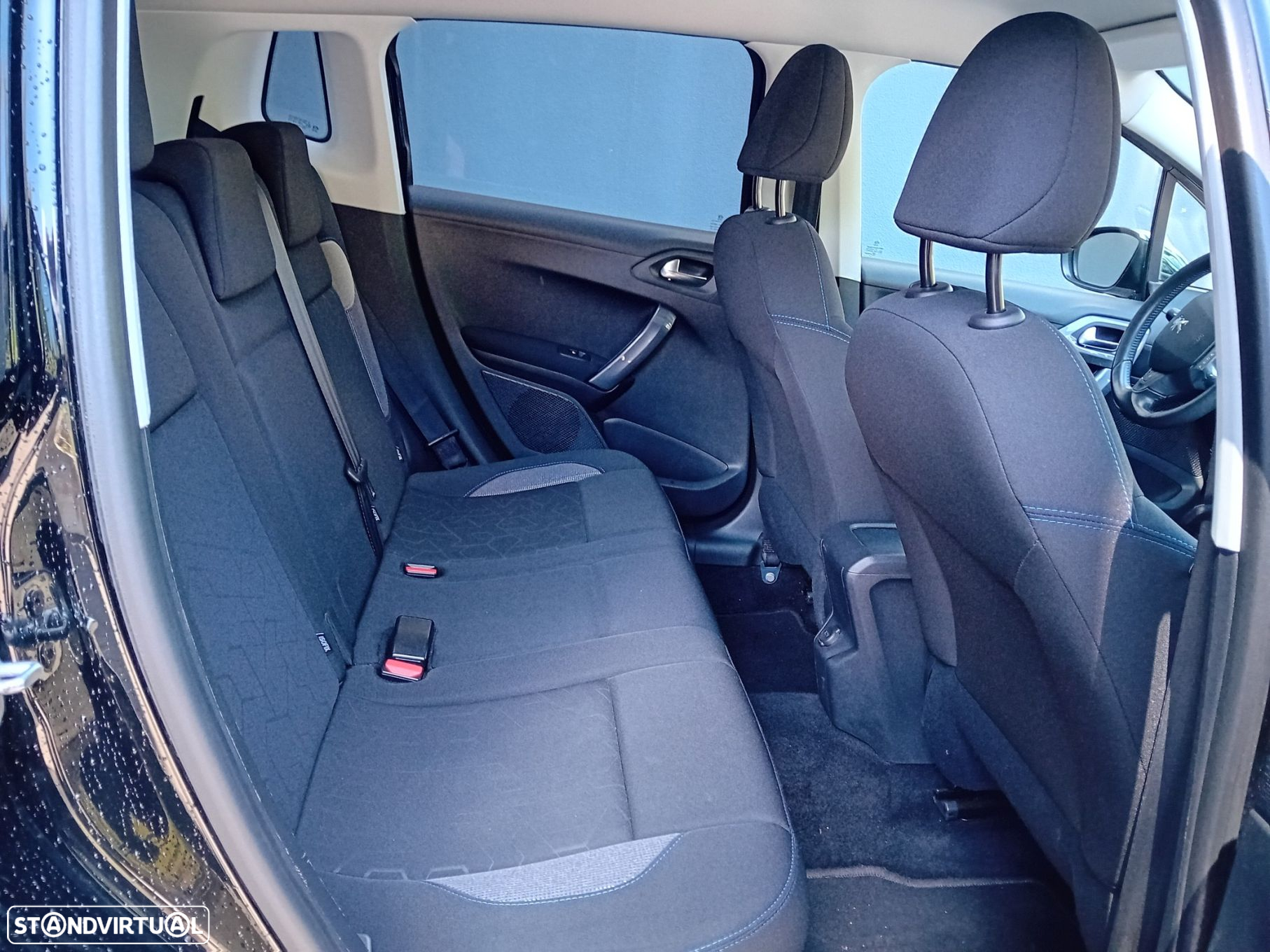 Peugeot 2008 1.2 PureTech Style - 11