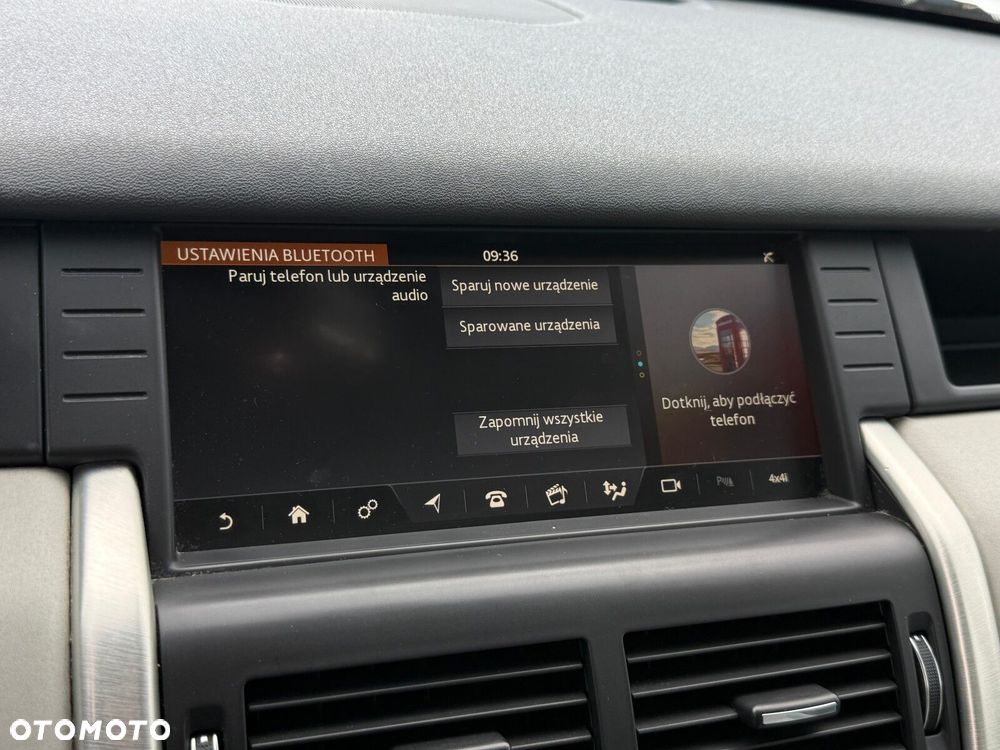 Land Rover Discovery Sport - 28