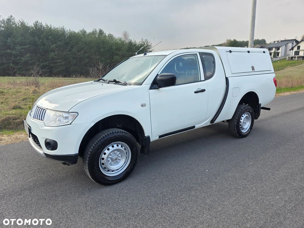 Mitsubishi L200 2.5 DID SC Inform - 4