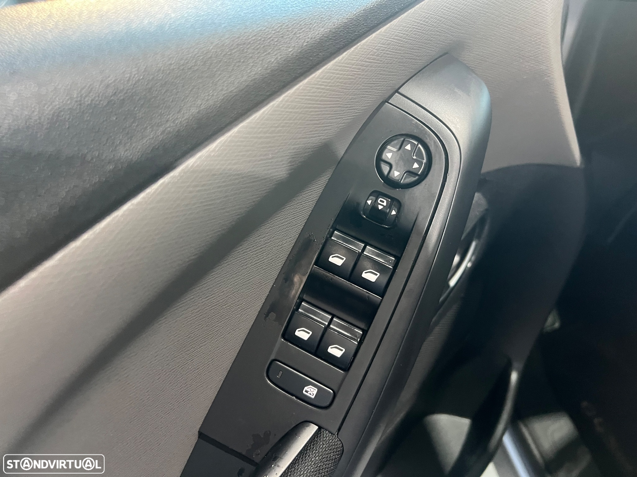 Citroën C4 Picasso 1.6 BlueHDi Intensive EAT6 J17 - 19