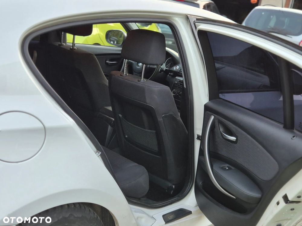 BMW Seria 1 116i - 7