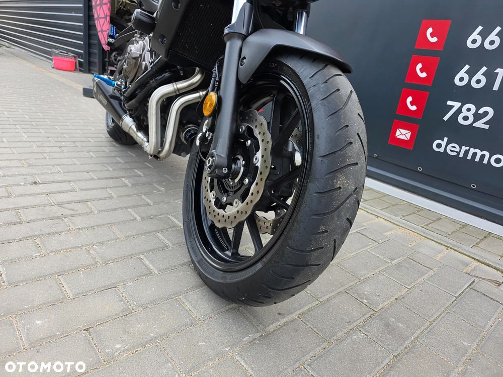 Yamaha MT - 27