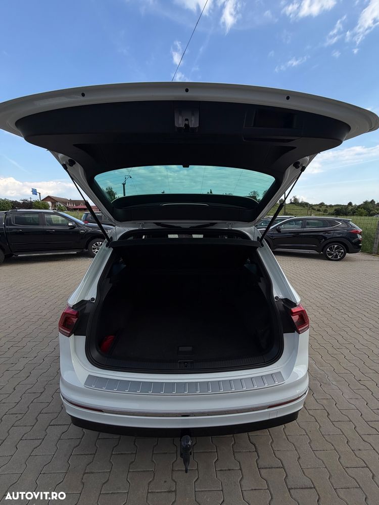 Volkswagen Tiguan - 26
