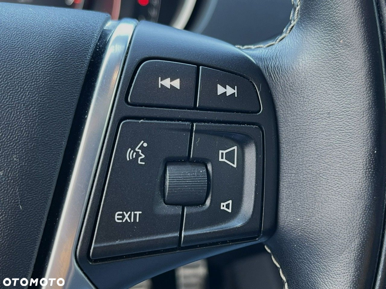 Volvo V40 T3 Geartronic RDesign - 18