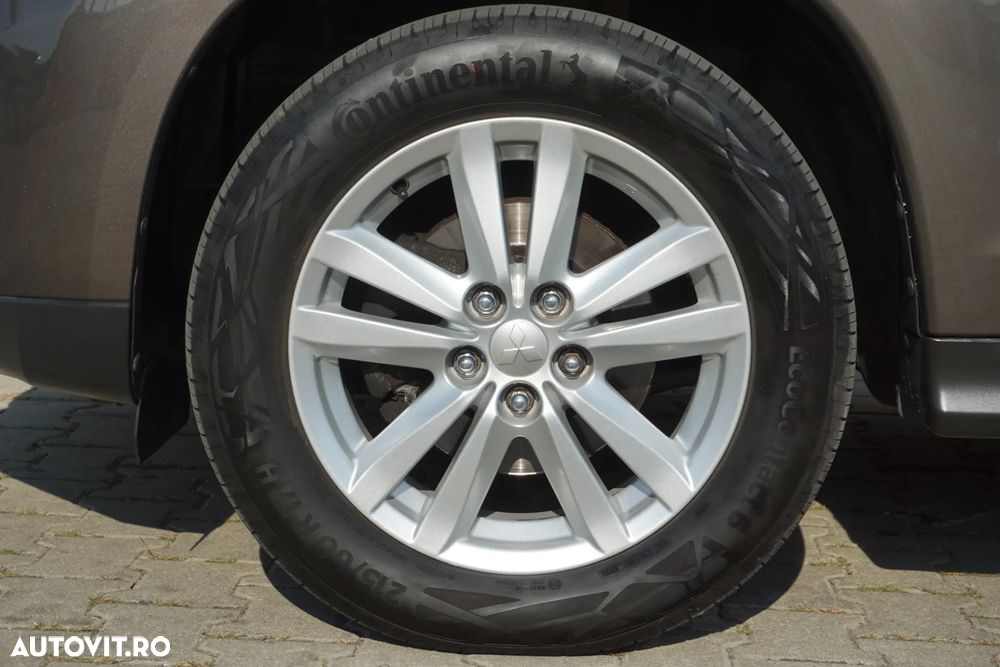 Mitsubishi ASX 2.2 DI-D 4WD Automatik Instyle - 11