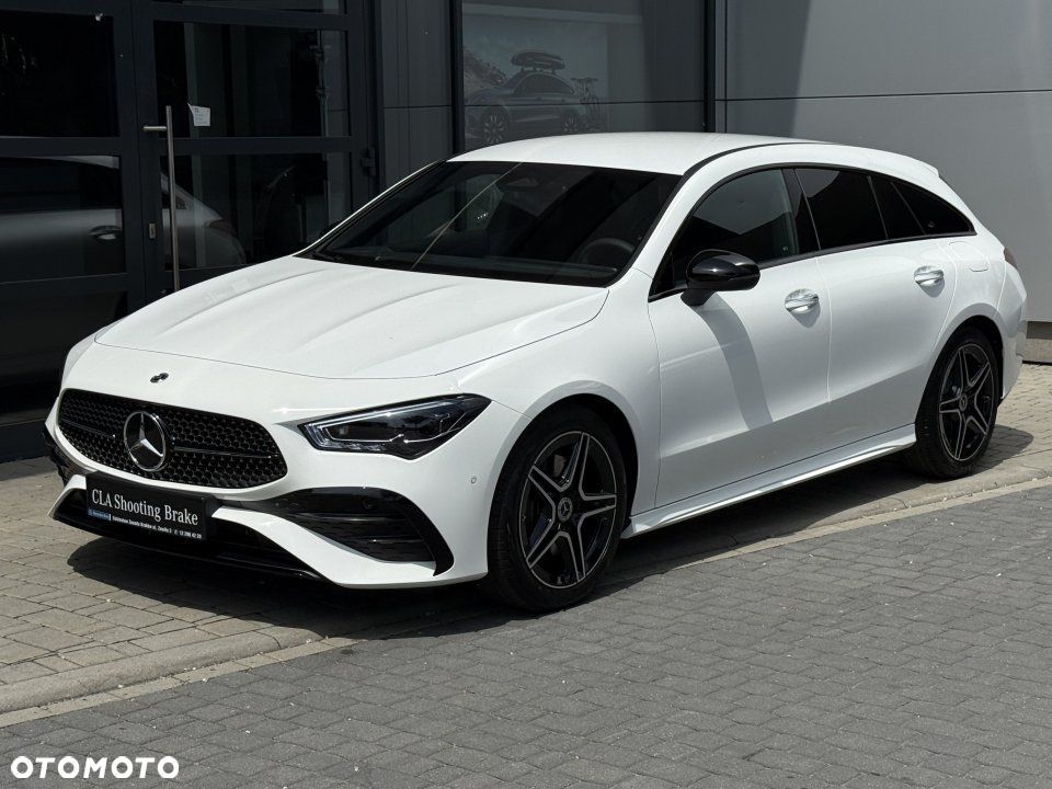Mercedes-Benz CLA 200 AMG Line 7G-DCT