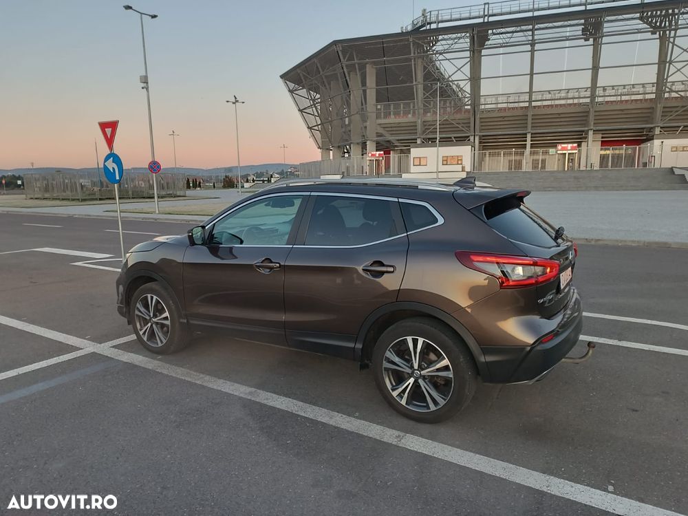 Nissan Qashqai - 2