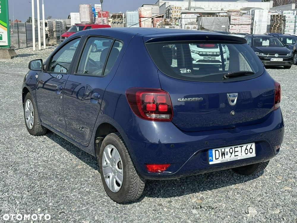 Dacia Sandero - 8