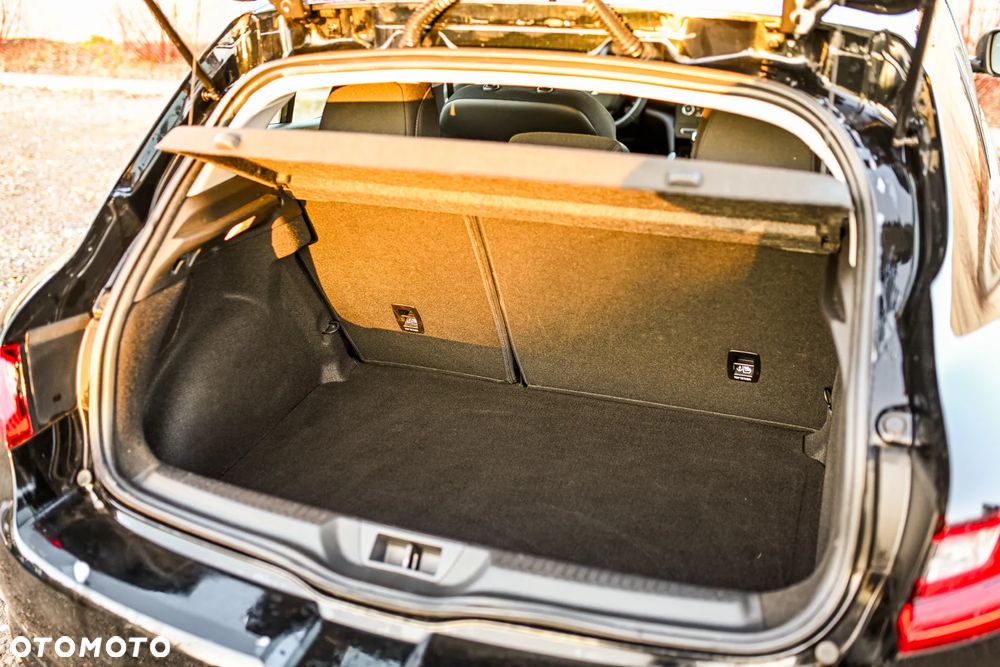 Renault Megane ENERGY TCe 115 LIMITED - 32