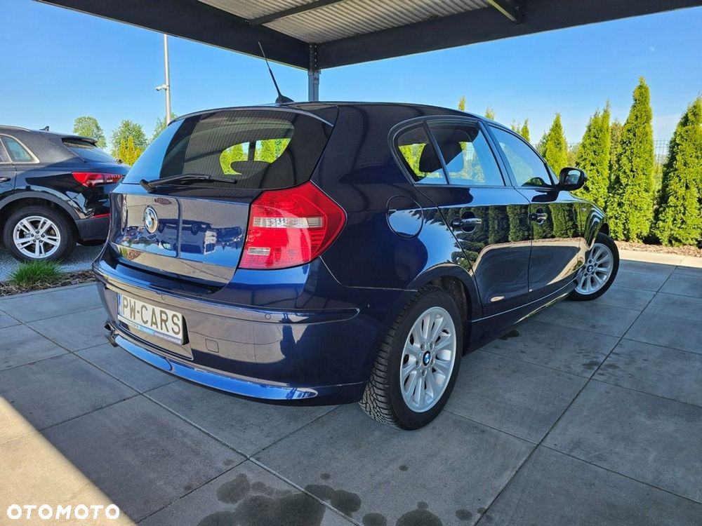 BMW Seria 1 120i - 3