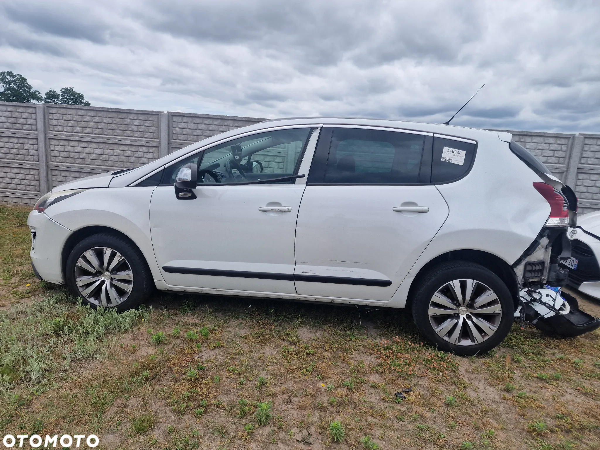 Peugeot 3008 HDi FAP 110 Roland Garros - 8