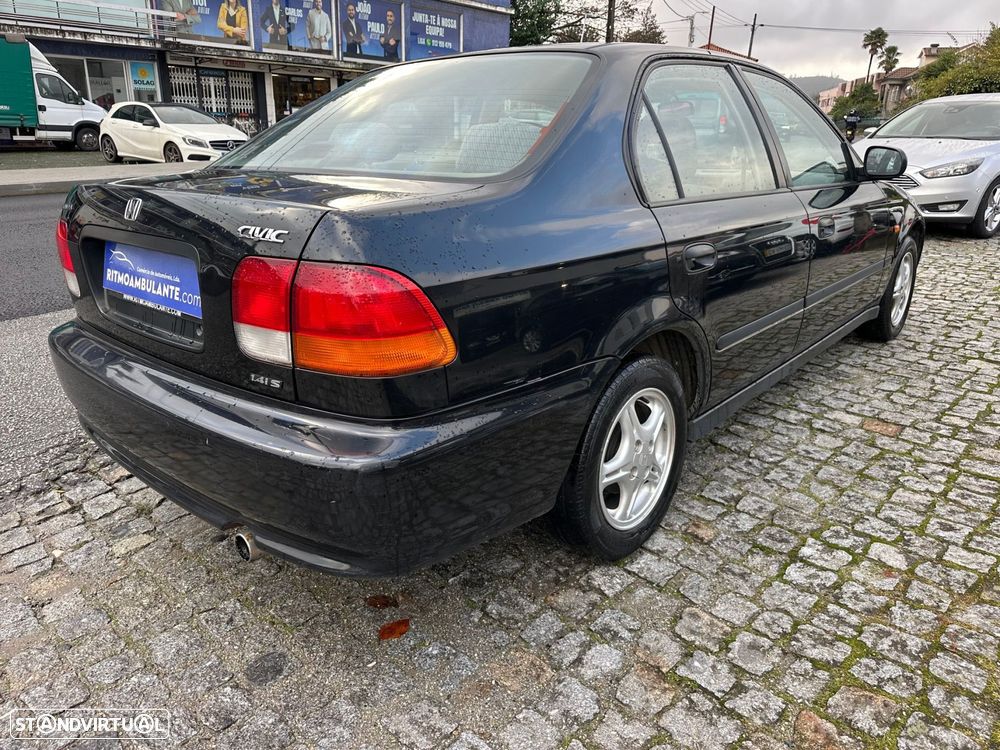Honda Civic 1.4i S - 6