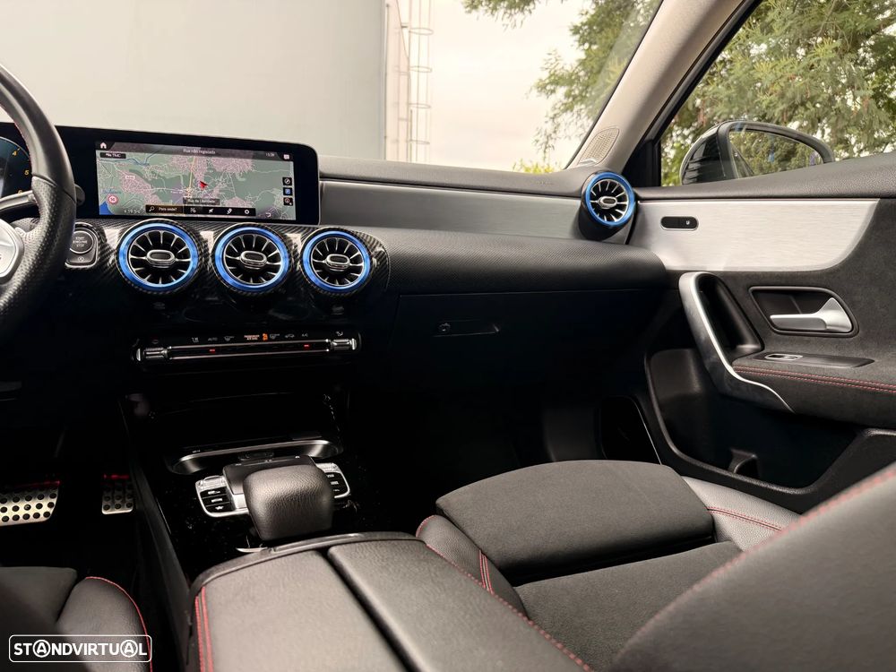 Mercedes-Benz A 180 d 7G-DCT AMG Line - 17