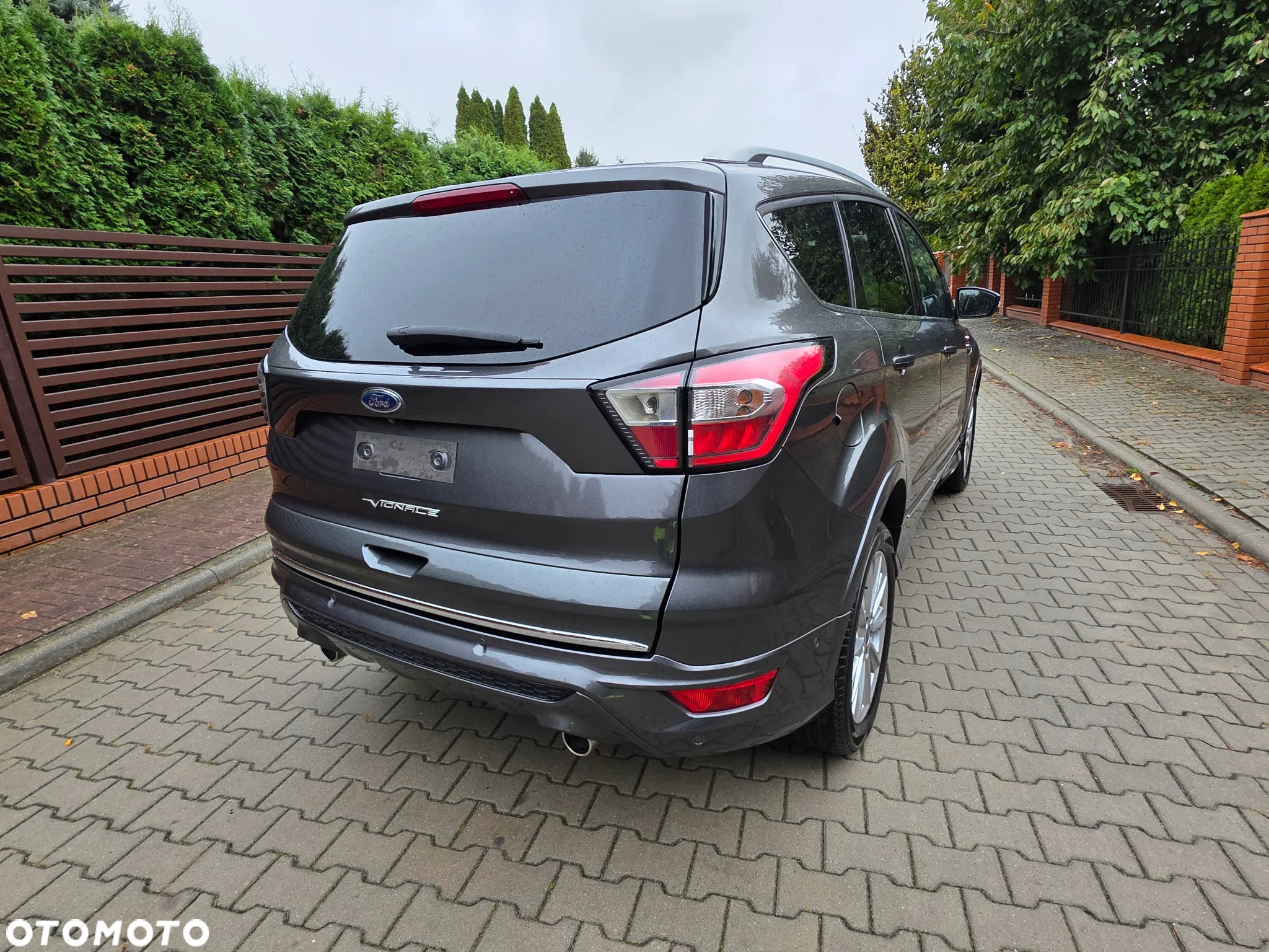 Ford Kuga - 32