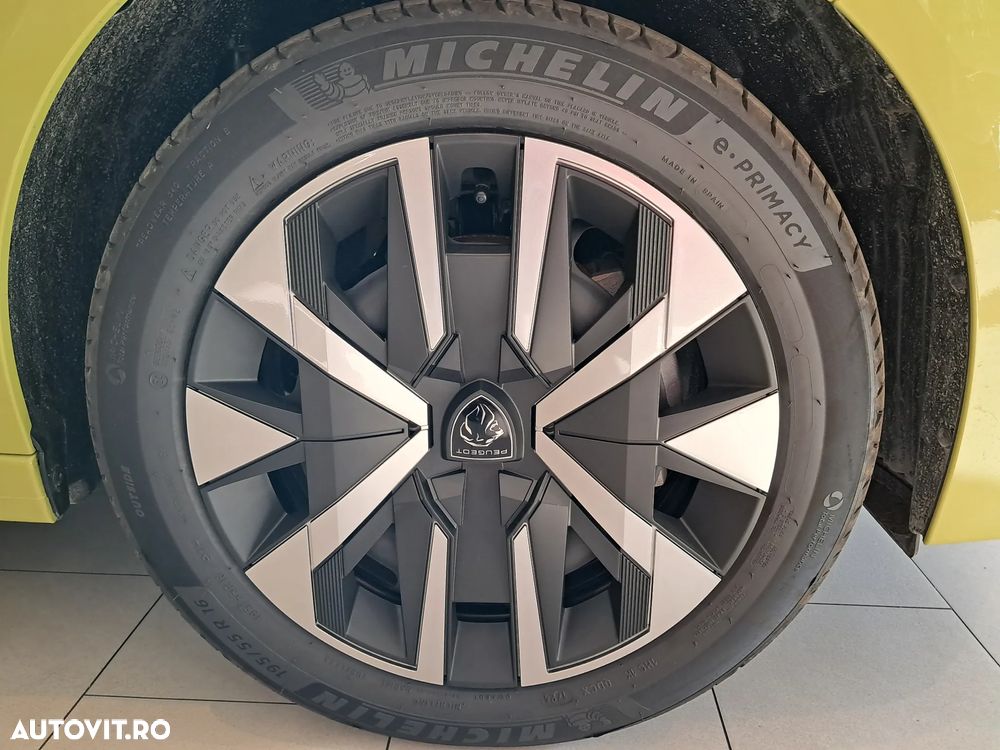 Peugeot 208 PureTech 75 Active - 8