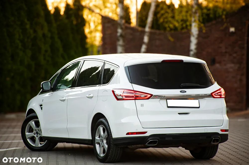 Ford S-Max 2.0 TDCi Titanium PowerShift - 11