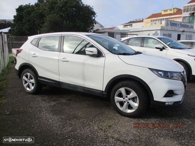 Nissan Qashqai 1.5 dCi N-WAY - 2