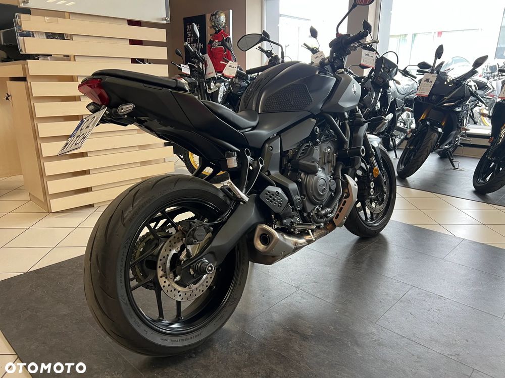 Yamaha MT - 5