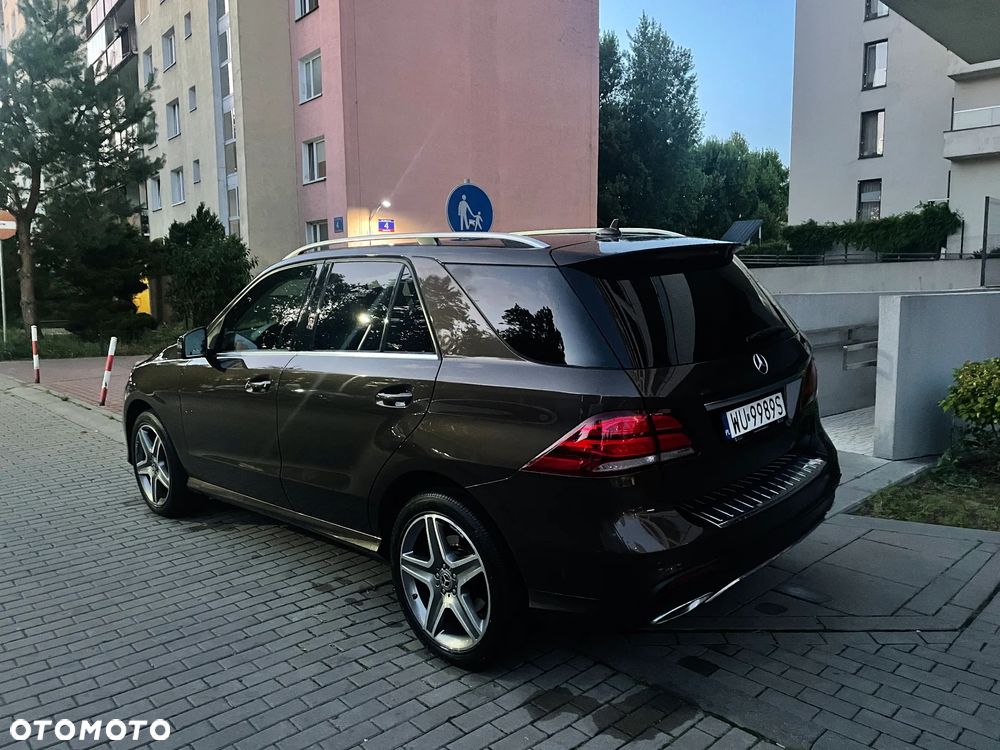 Mercedes-Benz GLE 250 d 4-Matic - 4