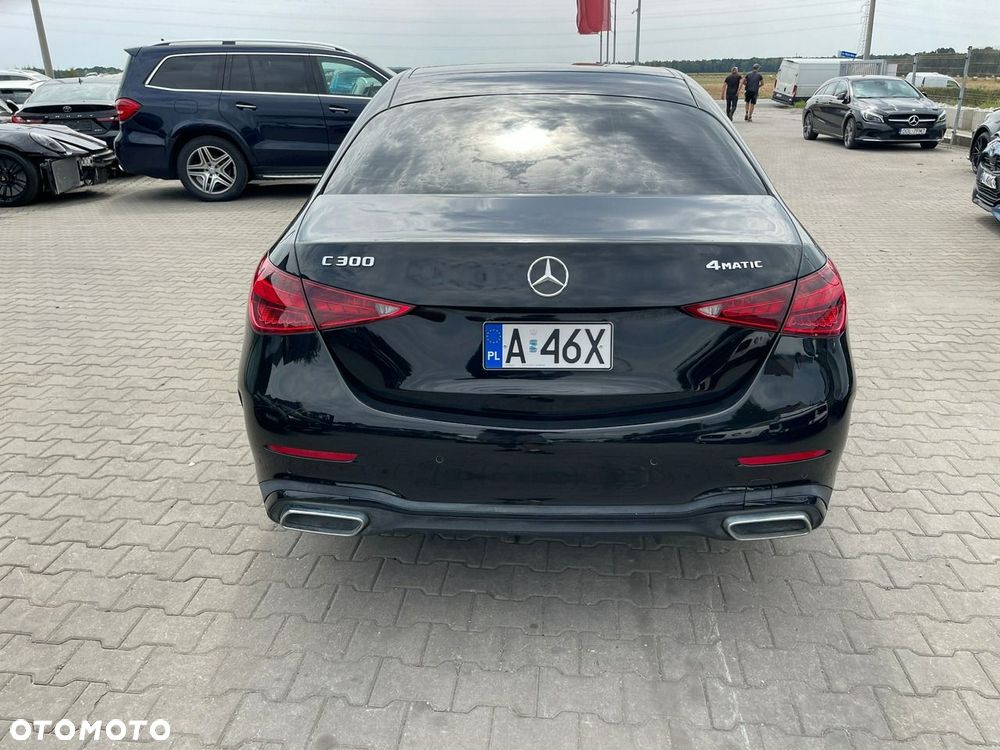 Mercedes-Benz Klasa C 300 4Matic 9G-TRONIC AMG Line - 7