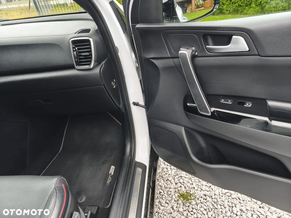 Kia Sportage - 14