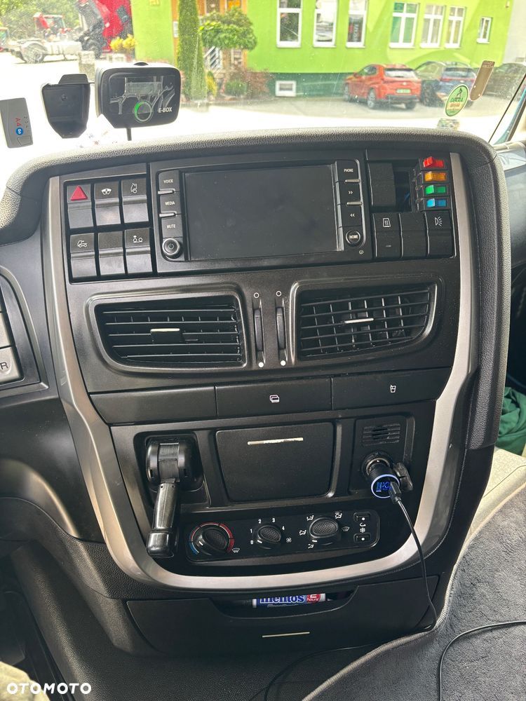 Iveco Stralis HI-WAY - 14
