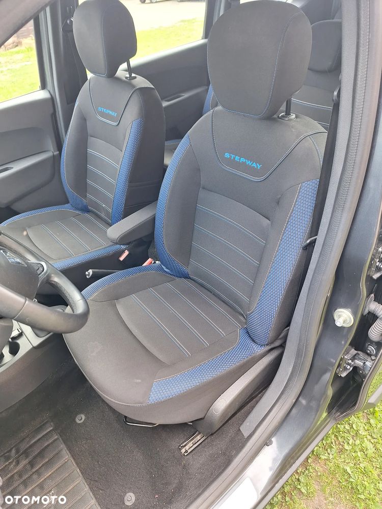 Dacia Lodgy 1.5 Blue dCi Stepway S&S - 10