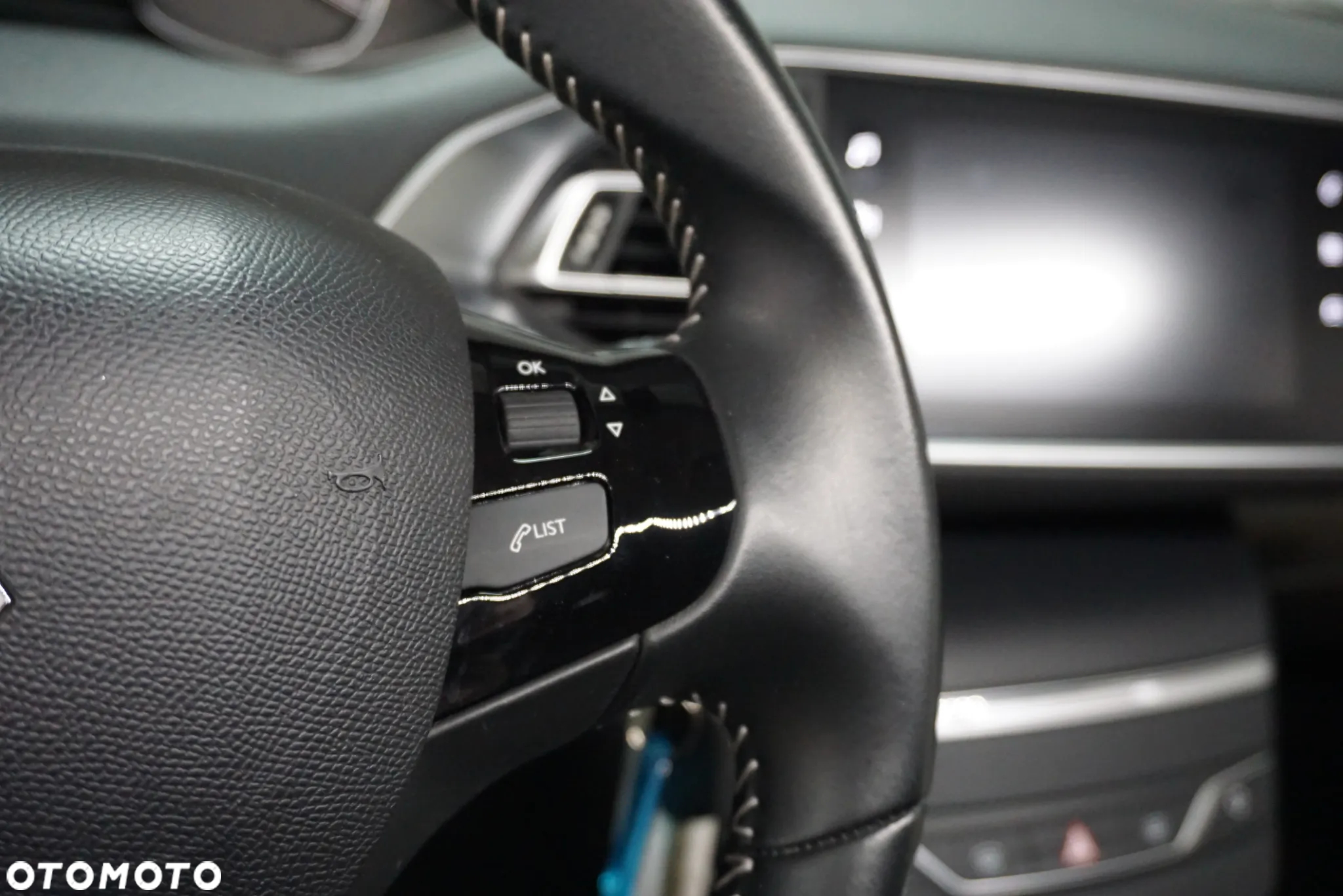 Peugeot 308 1.5 BlueHDi Access S&S - 27