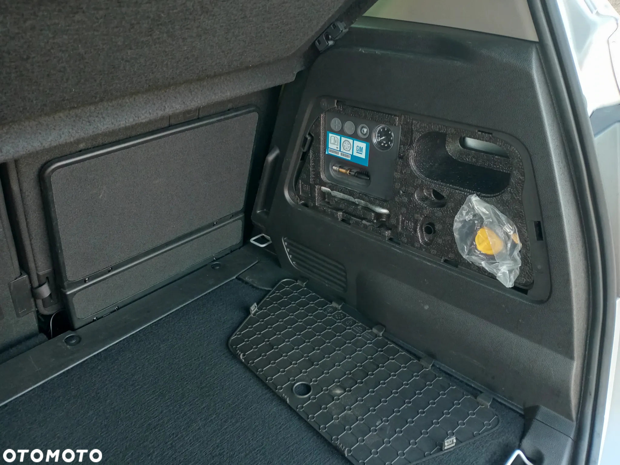 Opel Meriva - 8