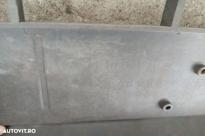 Bara fata 8A6117B968B 8A6117B968A 8A6117B968B 8A6117B968A Ford Fiesta - 8