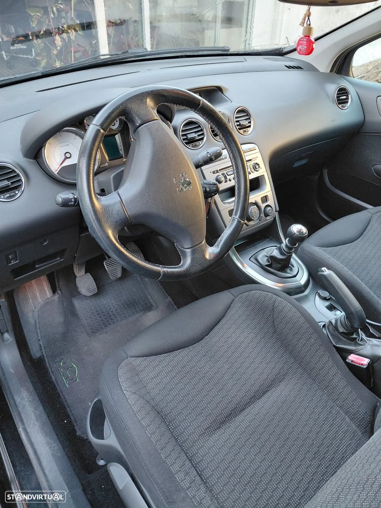 Peugeot 308 SW 1.6 HDi Executive CVM6 - 2