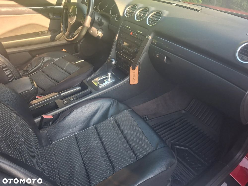 Audi A4 Cabrio 2.4 Multitronic - 7