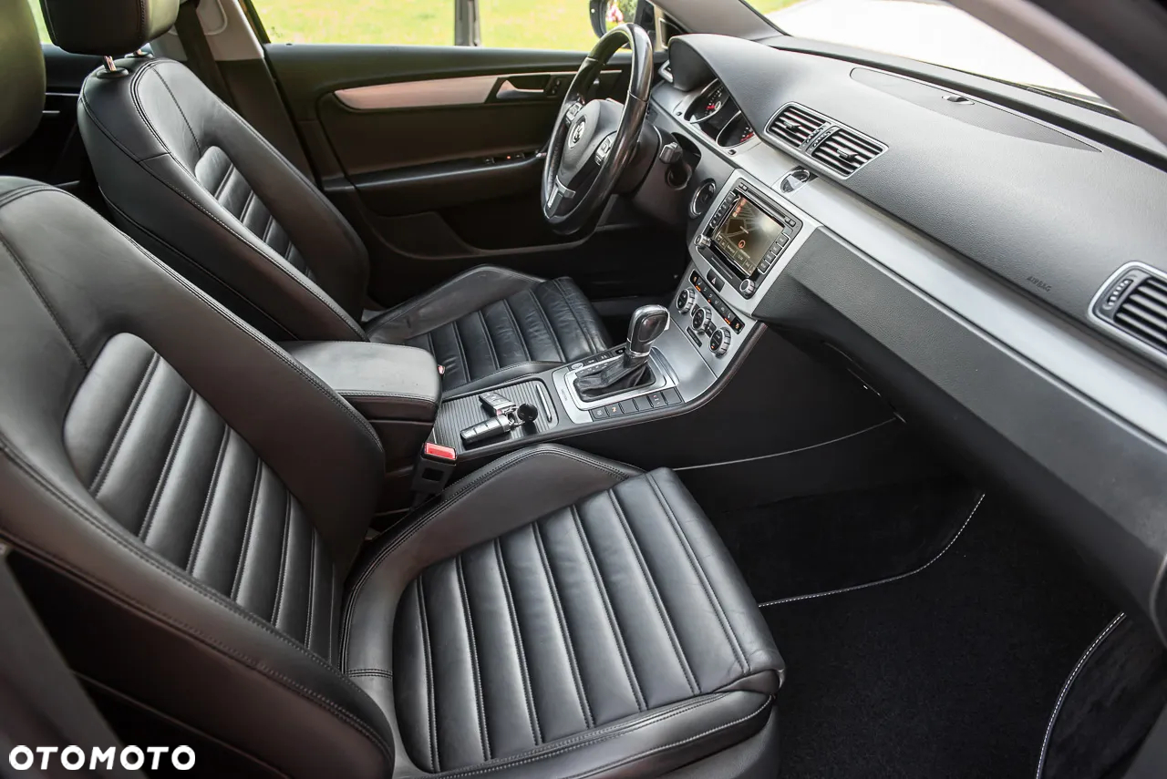 Volkswagen Passat Variant 3.6 V6 4Motion DSG Highline - 38